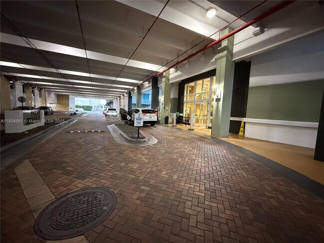 Building Photo - 1745 E Hallandale Beach Blvd