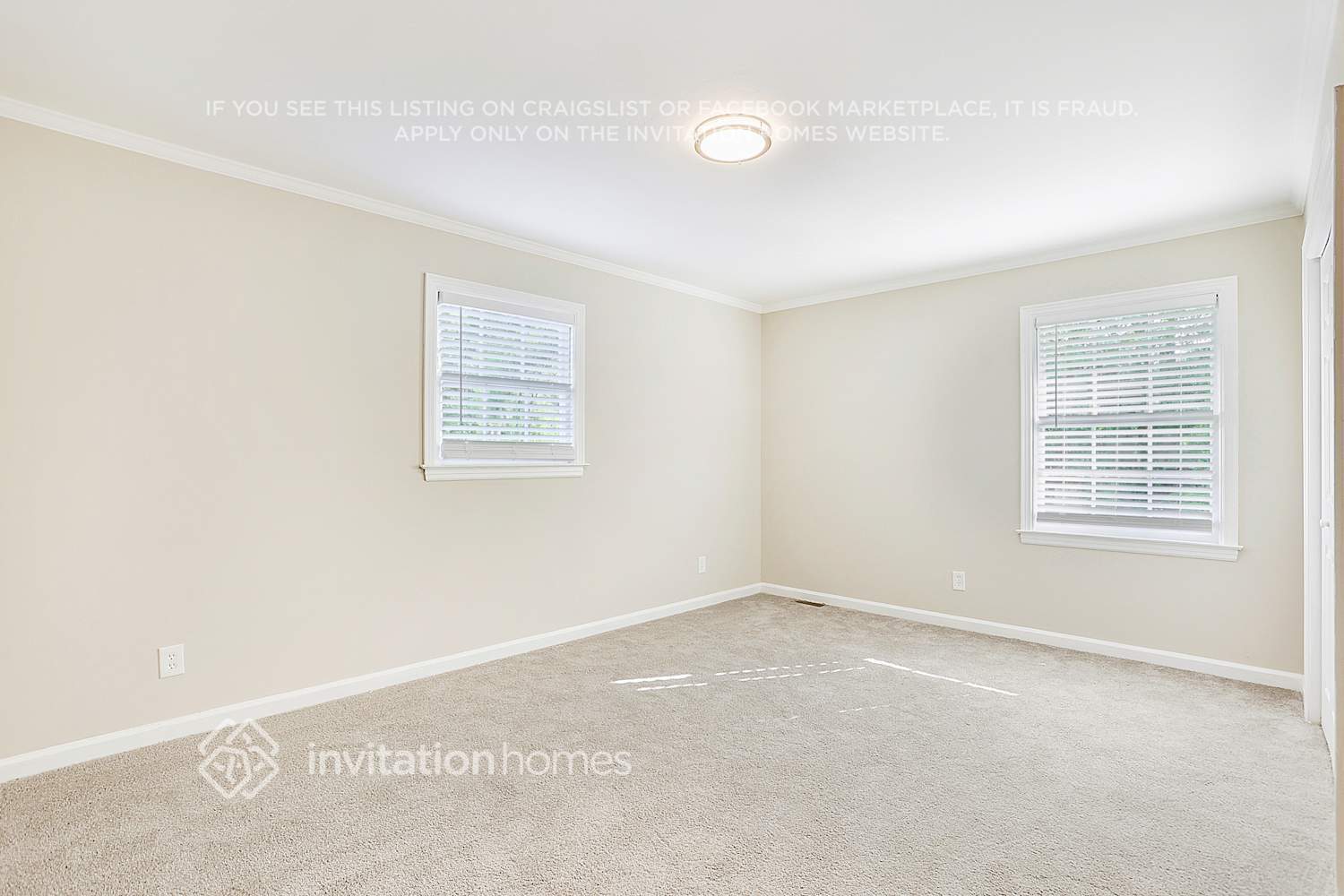 Building Photo - 8837 Elma St