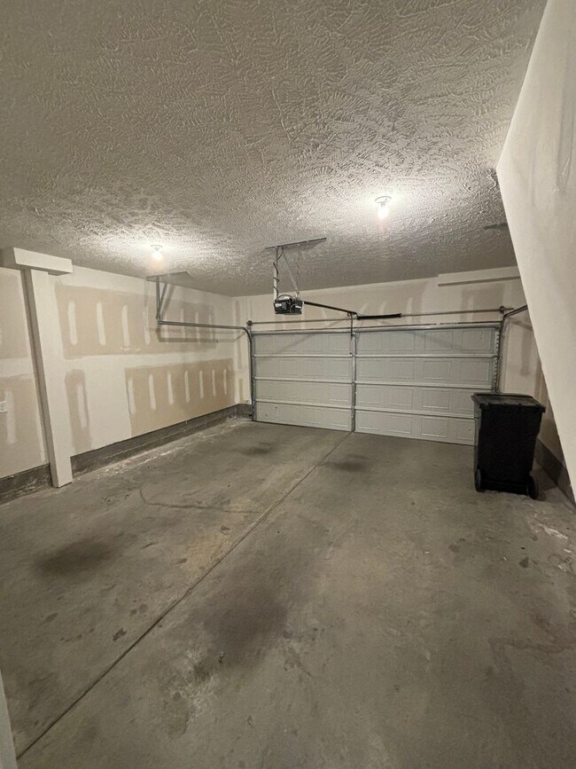 Building Photo - 117 Jean Alyne Dotson Dr.