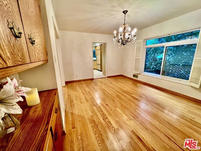 Building Photo - 1008 Westholme Ave