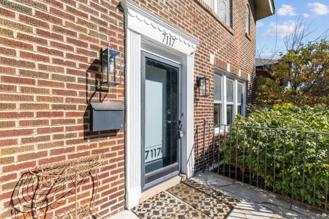 Building Photo - 7117 Northmoor Dr