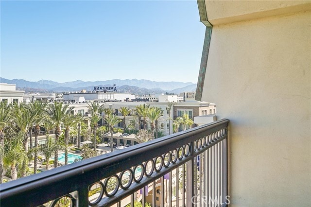 Building Photo - 603 Caruso Ave