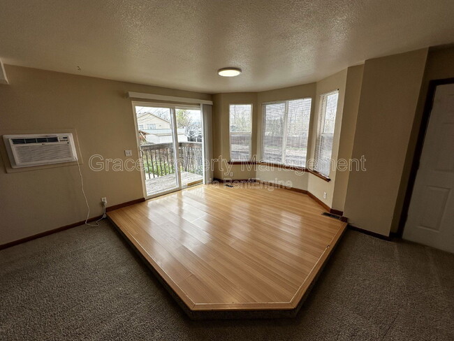 Building Photo - 3453 W 65th Ave