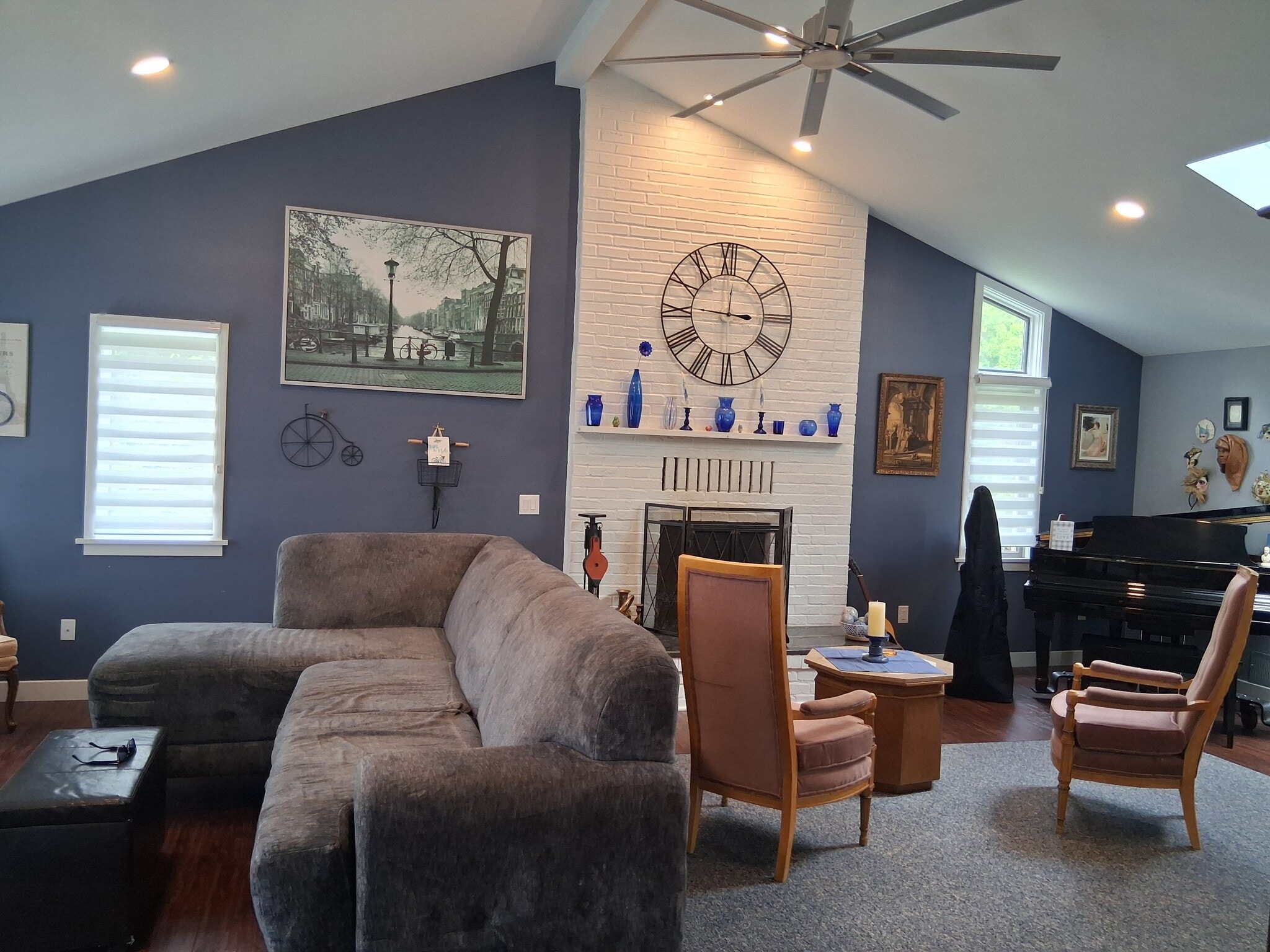 Great Room - 2710 English Rd