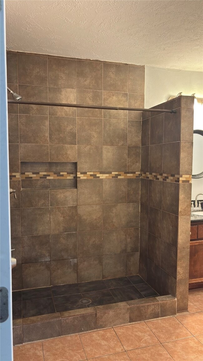 Building Photo - 4911 Oleander St