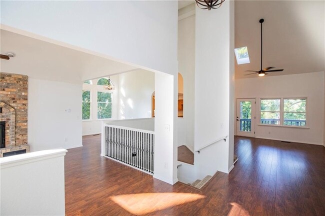 Building Photo - 8165 Old White River Rd