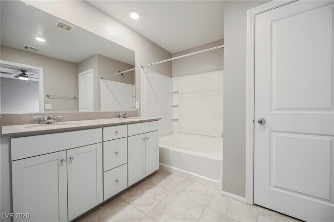 Building Photo - 6679 Velletri St.