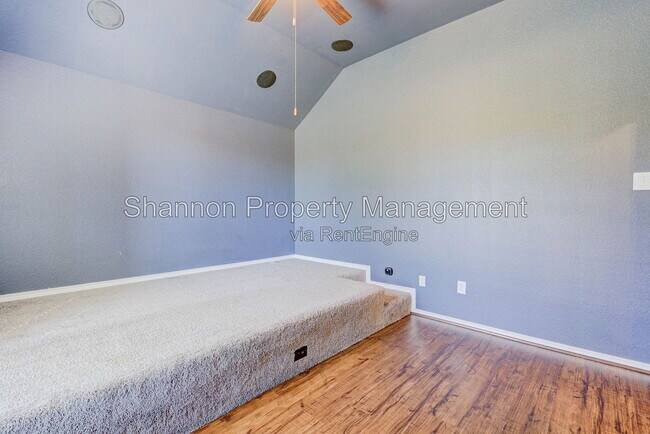 Building Photo - 9547 Summer River Dr