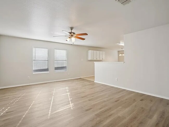 Building Photo - 4933 Parkrise Dr