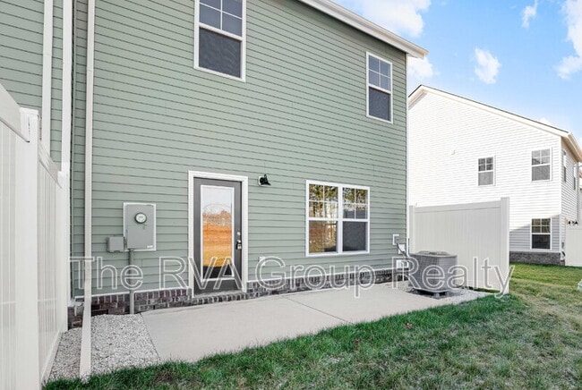 Building Photo - 12537 Petrel Crossing