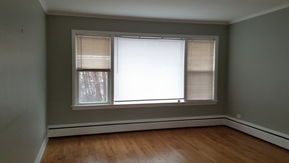 Primary Photo - 2720 W Gregory St