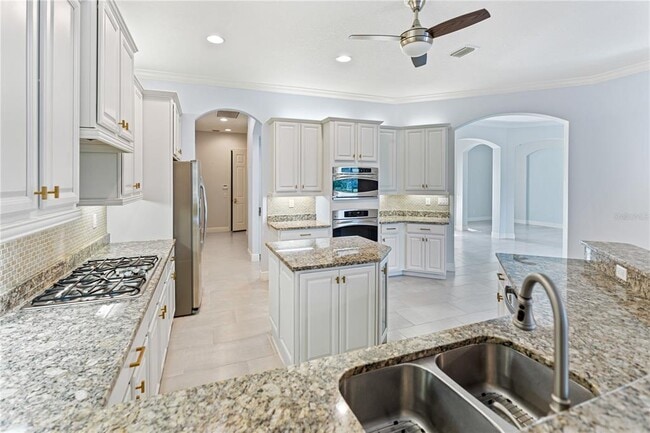 Building Photo - 14717 Bowfin Terrace
