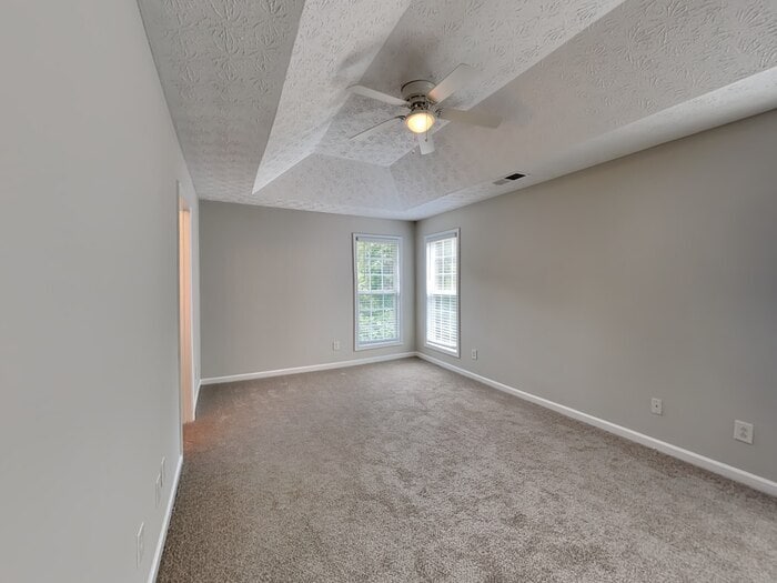 Building Photo - 5731 Bridgeport Ct