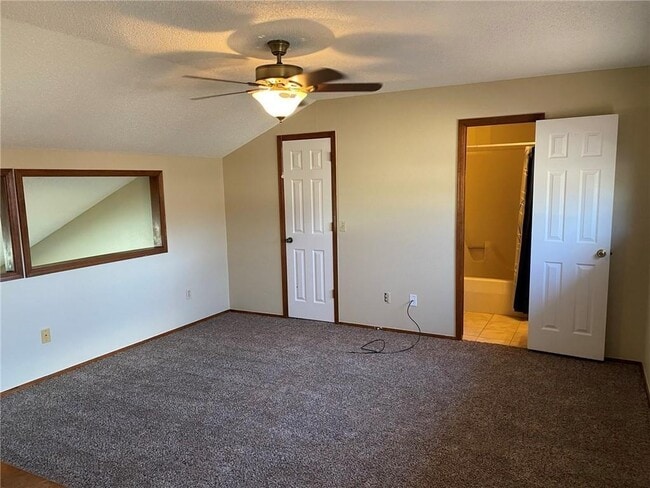 Building Photo - 419 N 35th St
