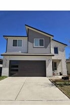 Building Photo - 1218 Amistad Loop