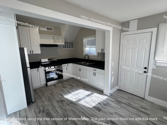 Building Photo - Nice Home For Rent