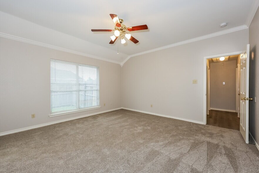 Building Photo - 7605 Colfax Dr