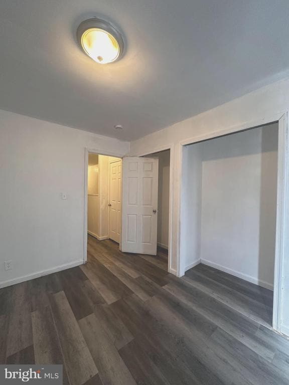 Building Photo - 25 Murray St