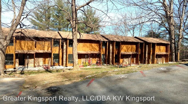 Primary Photo - 1419 Colony Park Dr