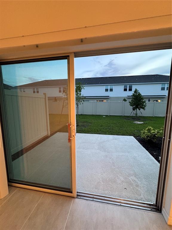 Building Photo - 1304 Drake Rdg Dr