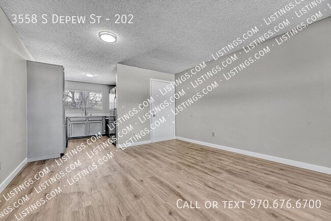 Building Photo - 3558 S Depew St