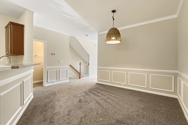 Building Photo - 1406 Hamlin Park Cir