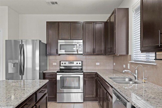Building Photo - 156 Marcheeta Way