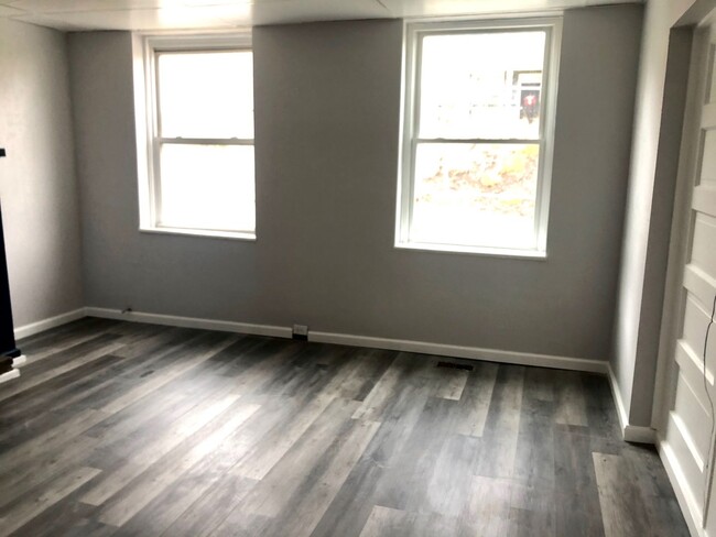 Building Photo - 2029 Rose St