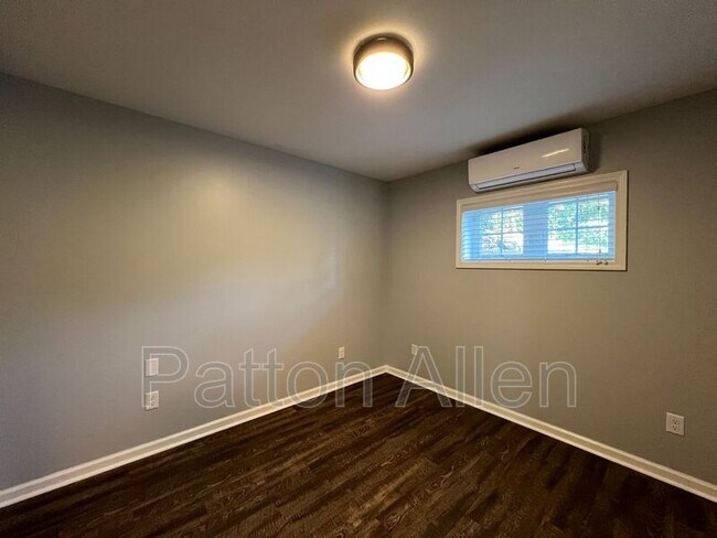 Building Photo - 109 Barnard Ave