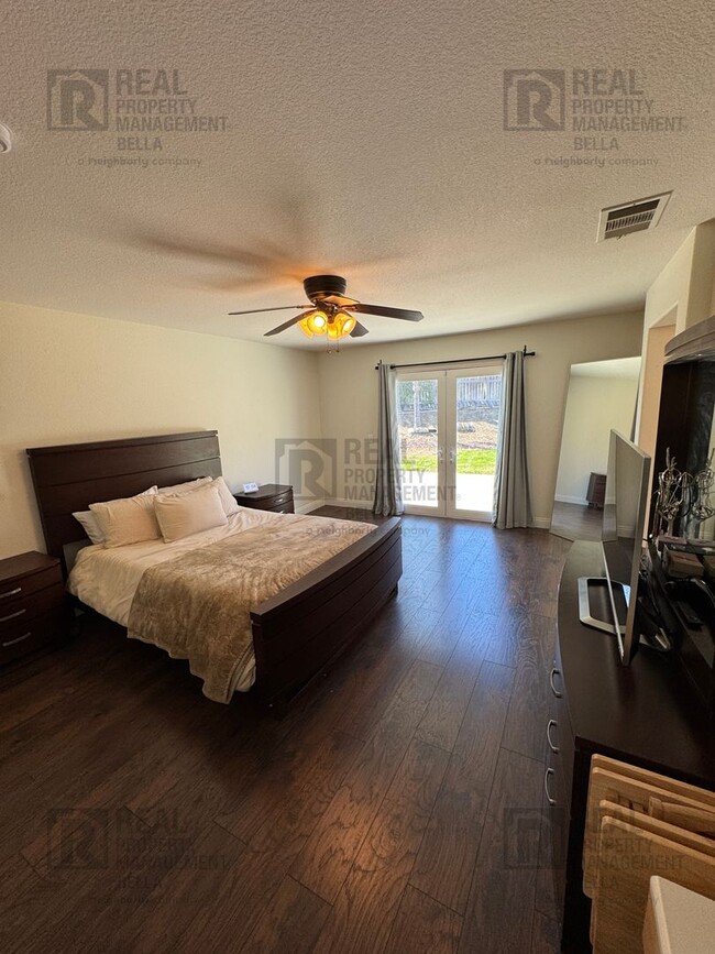 Building Photo - Spacious 4-Bedroom Menifee Home with Open ...