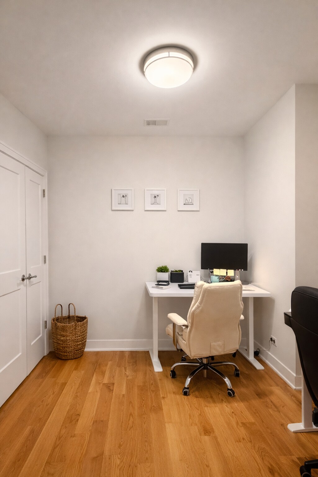 Building Photo - 3203 N Ridgeway Ave