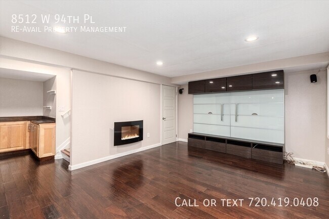 Building Photo - 8512 W 94th Pl