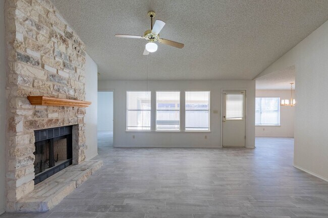 Building Photo - 2605 Buckeye Trail