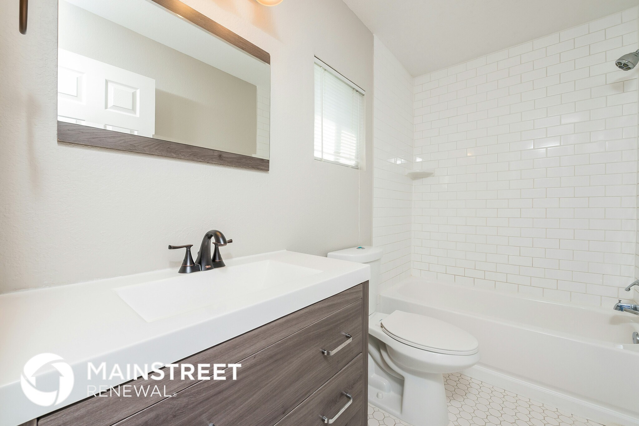 Building Photo - 17052 E Arkansas Dr