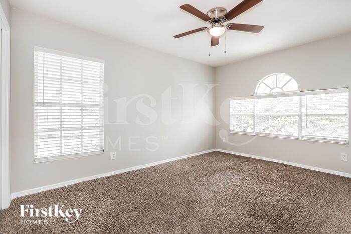Building Photo - 8636 Sandy Plains Dr