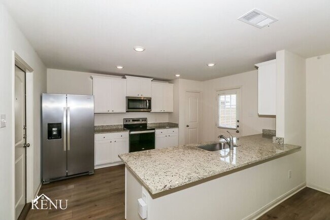 Building Photo - Coming Soon!