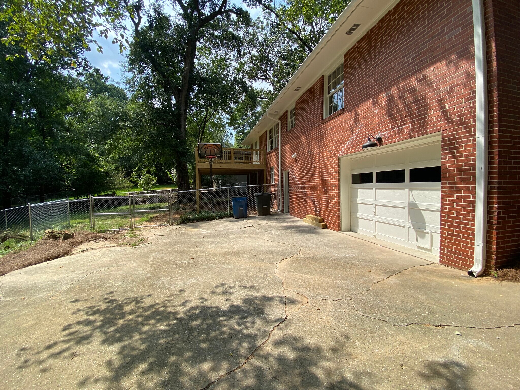 Building Photo - 1719 Windsor Blvd
