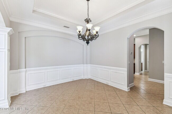 Building Photo - 263 Stonewell Dr