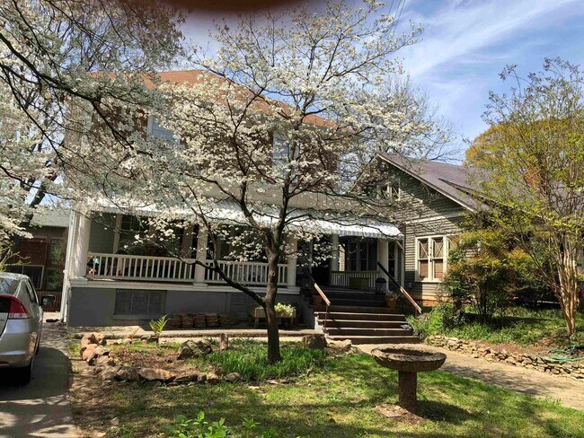 Primary Photo - 828 Ponce De Leon Pl NE