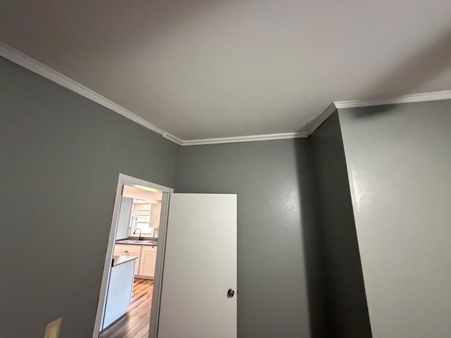 Building Photo - 214 Magnolia Way