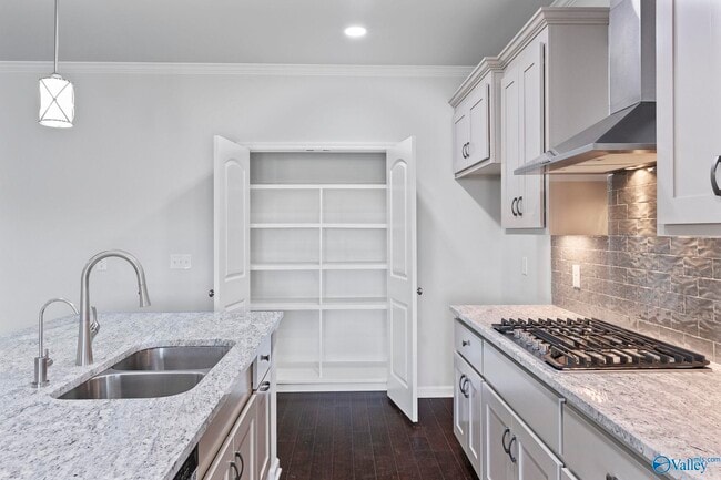 Building Photo - 279 Shubert Dr