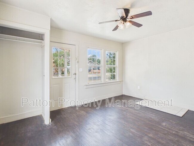 Building Photo - 913 S Louisiana St