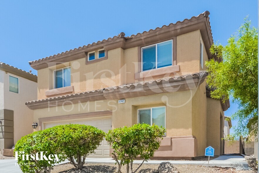 Building Photo - 9742 Marcelline Ave