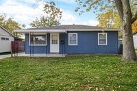 Building Photo - 3 Bedroom 1 Bathroom House for Rent!