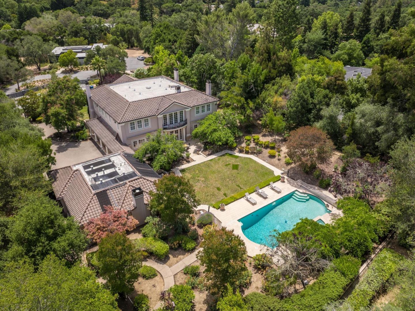 Building Photo - 90 Broadacres Rd