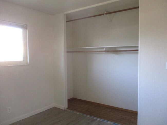 Building Photo - 757 Gary St