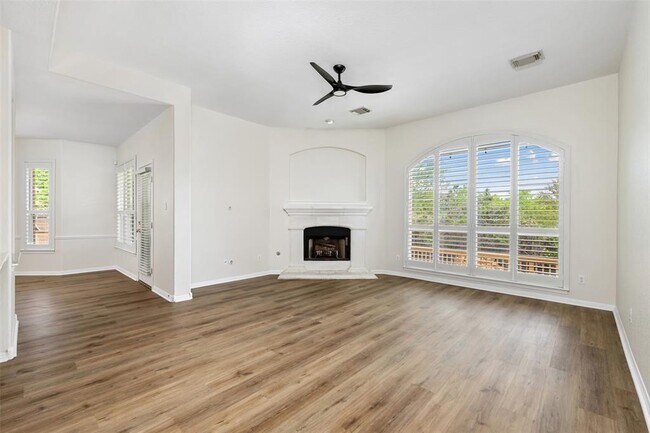 Building Photo - 2512 Rio Mesa Dr