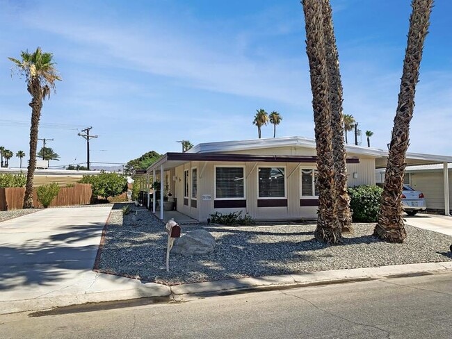 Building Photo - 73250 Broadmoor Dr