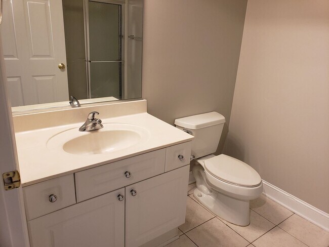 Building Photo - 4732 Tatton Park Cir
