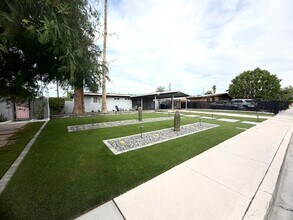 Building Photo - Charming Single-Story Home with No HOA & Beautiful Outdoor Living!